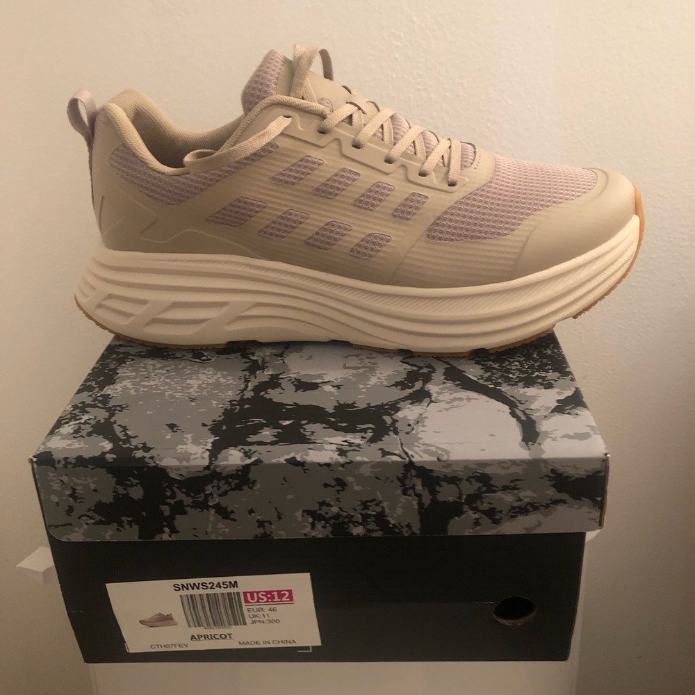 Men's Athletic Sneakers in Apricot - Lightweight Cushioned Runner